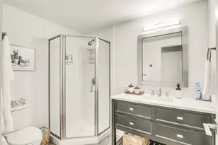 707 Highland Ave, Austin, TX 78703 - Photo 10