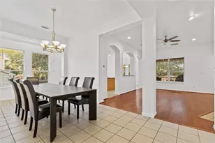 5124 Scottish Thistle Dr, Austin, TX 78739 - Photo 10