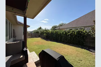 104 Canyon Lake Lane, Georgetown, TX 78628 - Photo 32