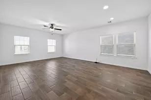 221 Arabian Colt Dr, Georgetown, TX 78626 - Photo 2