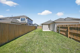 221 Arabian Colt Dr, Georgetown, TX 78626 - Photo 16