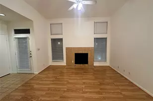 1906 Robbins Pl, Austin, TX 78705 - Photo 2