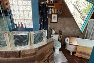 907 Deertrail Dr, San Marcos, TX 78666 - Photo 6