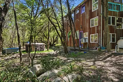 907 Deertrail Drive, San Marcos, TX 78666 - Photo 22