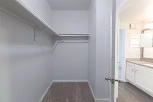 12215 Hunters Chase Dr, Austin, TX 78729 - Photo 14