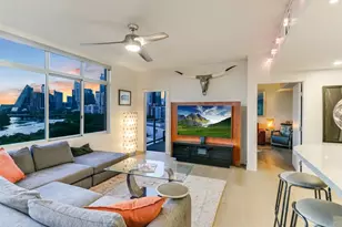 54 Rainey St, Austin, TX 78701 - Photo 4