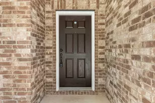 18613 Falcon Pointe Blvd, Pflugerville, TX 78660 - Photo 4