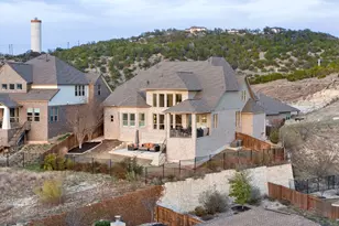 17705 Flowing Brook Dr, Austin, TX 78738 - Photo 4