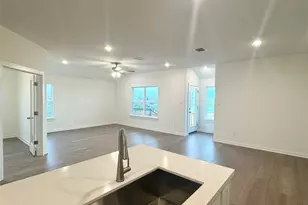 304 Joyful Ln, San Marcos, TX 78666 - Photo 2