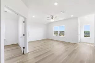 304 Joyful Ln, San Marcos, TX 78666 - Photo 8