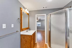 8015 Gault St, Austin, TX 78757 - Photo 22