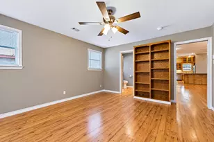 8015 Gault St, Austin, TX 78757 - Photo 18