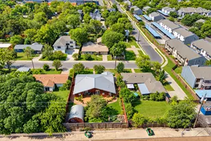 8015 Gault St, Austin, TX 78757 - Photo 24