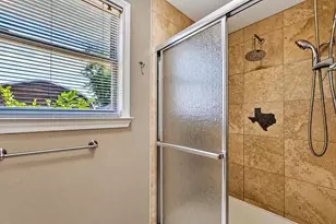 8015 Gault St, Austin, TX 78757 - Photo 14