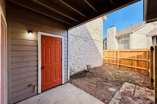 8913 Schick Rd, Austin, TX 78729 - Photo 14