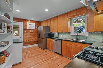 1217 Fairground Street, Taylor, TX 76574 - Photo 12