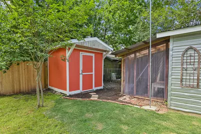 1217 Fairground Street, Taylor, TX 76574 - Photo 36