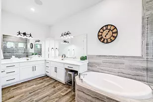 134 Staked Plns Ln, Dripping Springs, TX 78620 - Photo 16