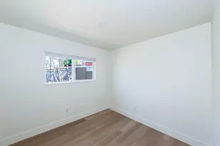 2704 Catalina Dr, Austin, TX 78741 - Photo 24