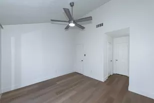 2704 Catalina Dr, Austin, TX 78741 - Photo 18