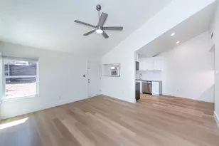 2704 Catalina Dr, Austin, TX 78741 - Photo 6