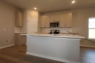 140 Heritage Forest Pkwy, Dripping Springs, TX 78620 - Photo 2