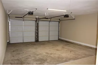 2409 Village Walk, Austin, TX 78744 - Photo 20