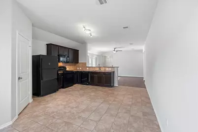 18420 Cloudmore Lane, Elgin, TX 78621 - Photo 12