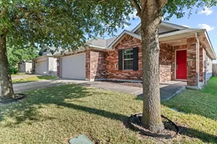 18420 Cloudmore Ln, Elgin, TX 78621 - Photo 2