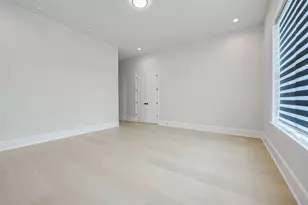 2822 Westgrove Ln, Houston, TX 77027 - Photo 16