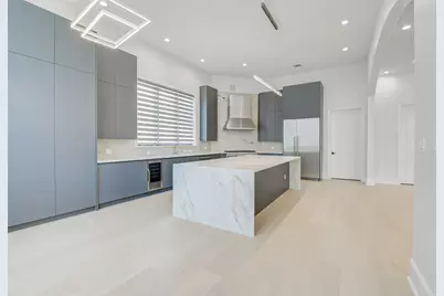 2822 Westgrove Lane, Houston, TX 77027 - Photo 10