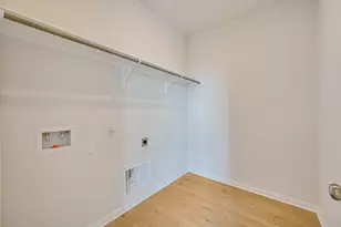 8513 Dongan Dr, Austin, TX 78744 - Photo 26