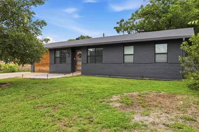 1014 S Meadows Drive, Austin, TX 78758 - Photo 2