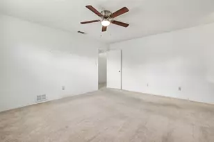 2303 Dawn Dr, Georgetown, TX 78628 - Photo 14