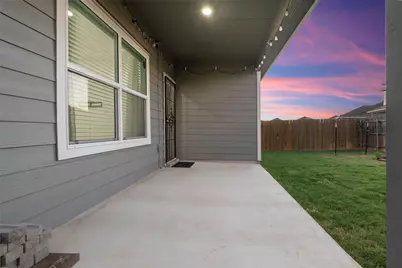 148 Rowdy Yates Way, Jarrell, TX 76537 - Photo 34