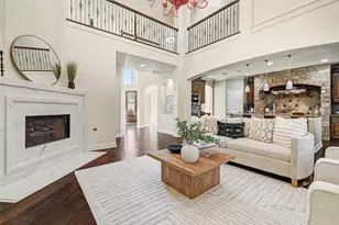 808 Horseback Hollow Dr, Austin, TX 78732 - Photo 10