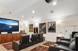 808 Horseback Hollow Dr, Austin, TX 78732 - Photo 18