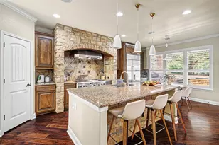 808 Horseback Hollow Dr, Austin, TX 78732 - Photo 8