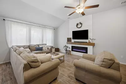 20812 Twisting Trail, Lago Vista, TX 78645 - Photo 12
