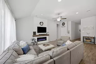 20812 Twisting Trail, Lago Vista, TX 78645 - Photo 2