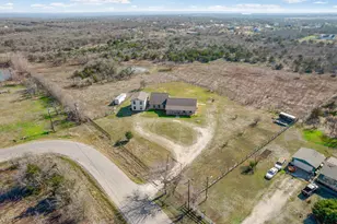 537 Mesa Dr, Del Valle, TX 78617 - Photo 28