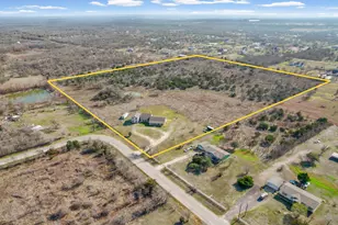 537 Mesa Dr, Del Valle, TX 78617 - Photo 32