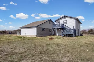 537 Mesa Dr, Del Valle, TX 78617 - Photo 26