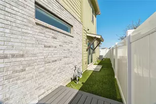 8101 Frida Bend, Austin, TX 78744 - Photo 26