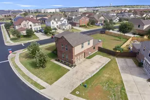 18601 Pencil Cactus Dr, Pflugerville, TX 78660 - Photo 2