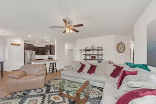 1704 T H Johnson Dr, Taylor, TX 76574 - Photo 6