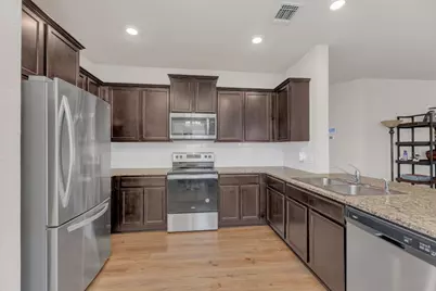 1704 T H Johnson Drive, Taylor, TX 76574 - Photo 10