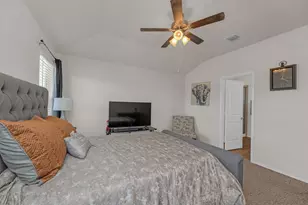 1704 T H Johnson Dr, Taylor, TX 76574 - Photo 18