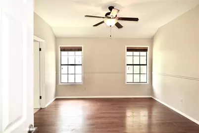 201 Norwood Street W, Georgetown, TX 78628 - Photo 18