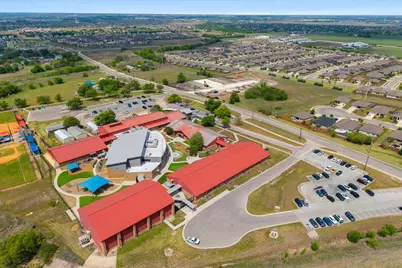 101 Mager Lane, Hutto, TX 78634 - Photo 8